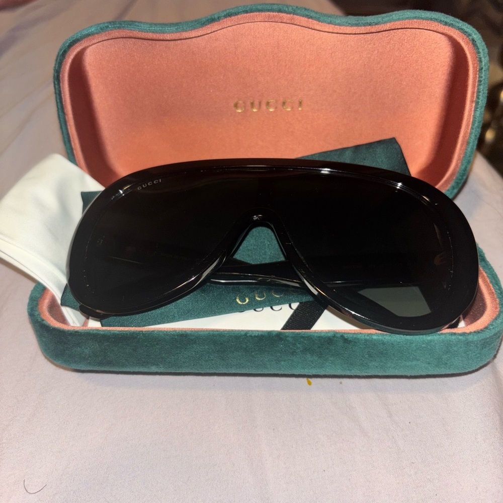 GUCCI Oversized D-frame acetate sunglasses